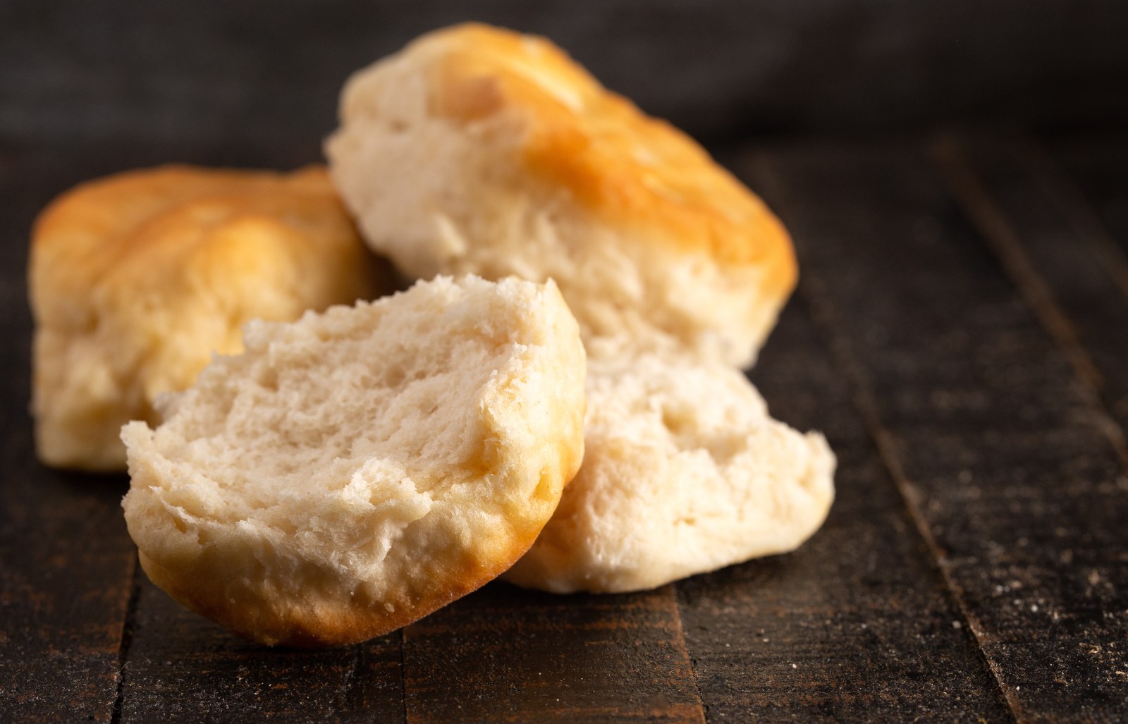 Buttermilk Biscuits (Classic)