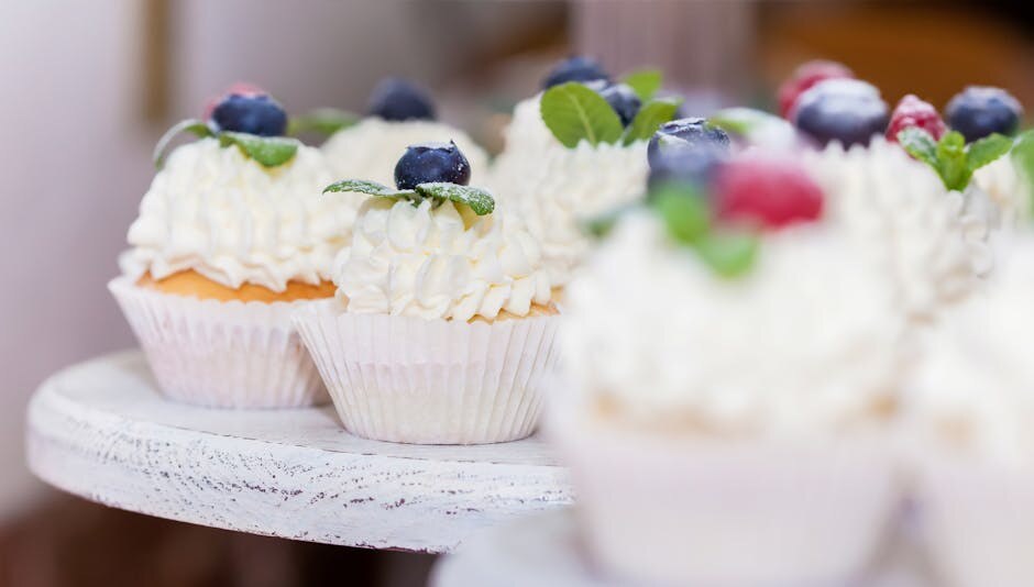 Magnolia Vanilla Cupcakes